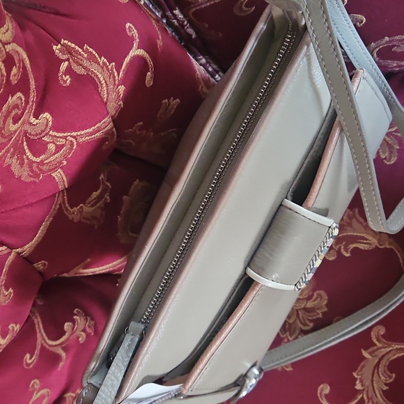 Brighton Cabana Bag - Picture 3 of 13